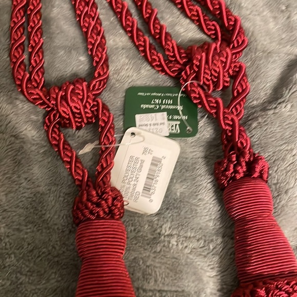 Set of 2 Versailles Curtain Tiebacks 24”/gland Red - Picture 2 of 5